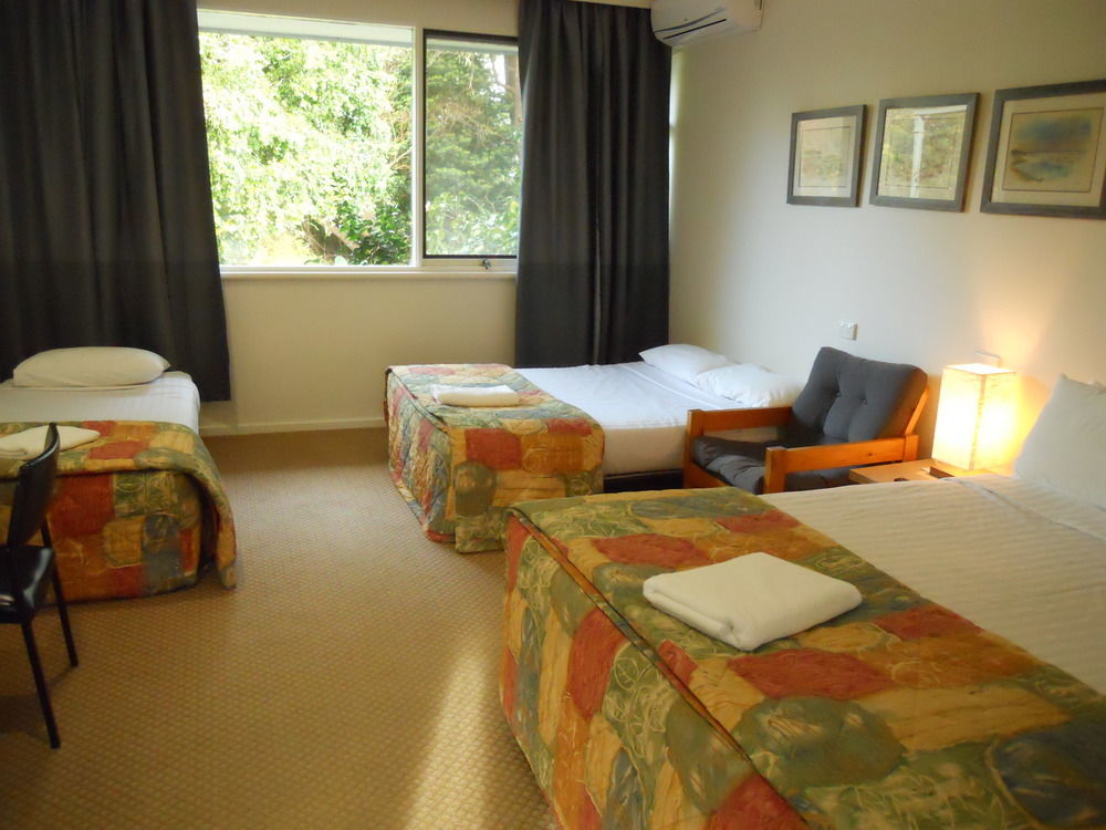 Prom Country Lodge Foster Esterno foto