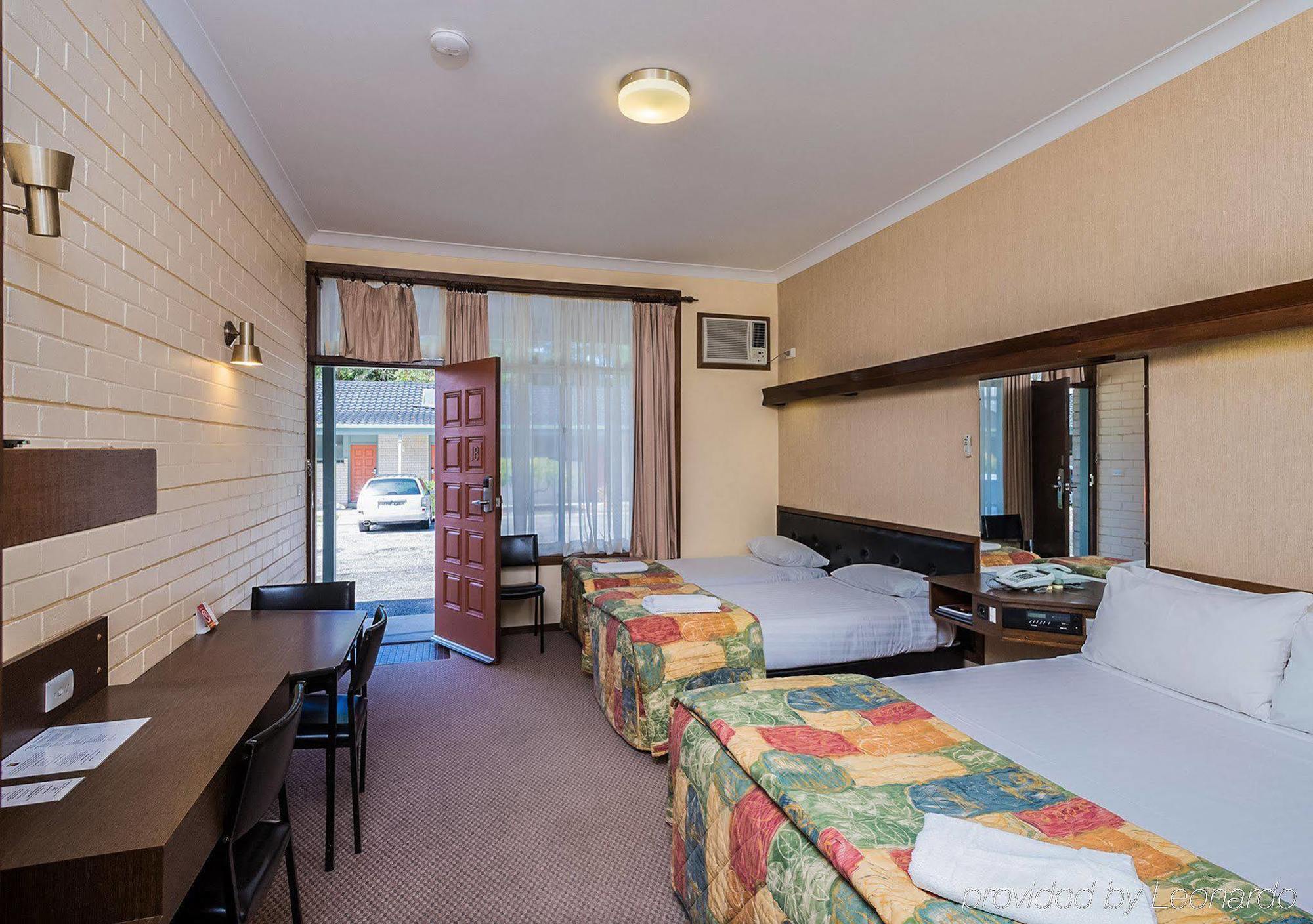 Prom Country Lodge Foster Esterno foto