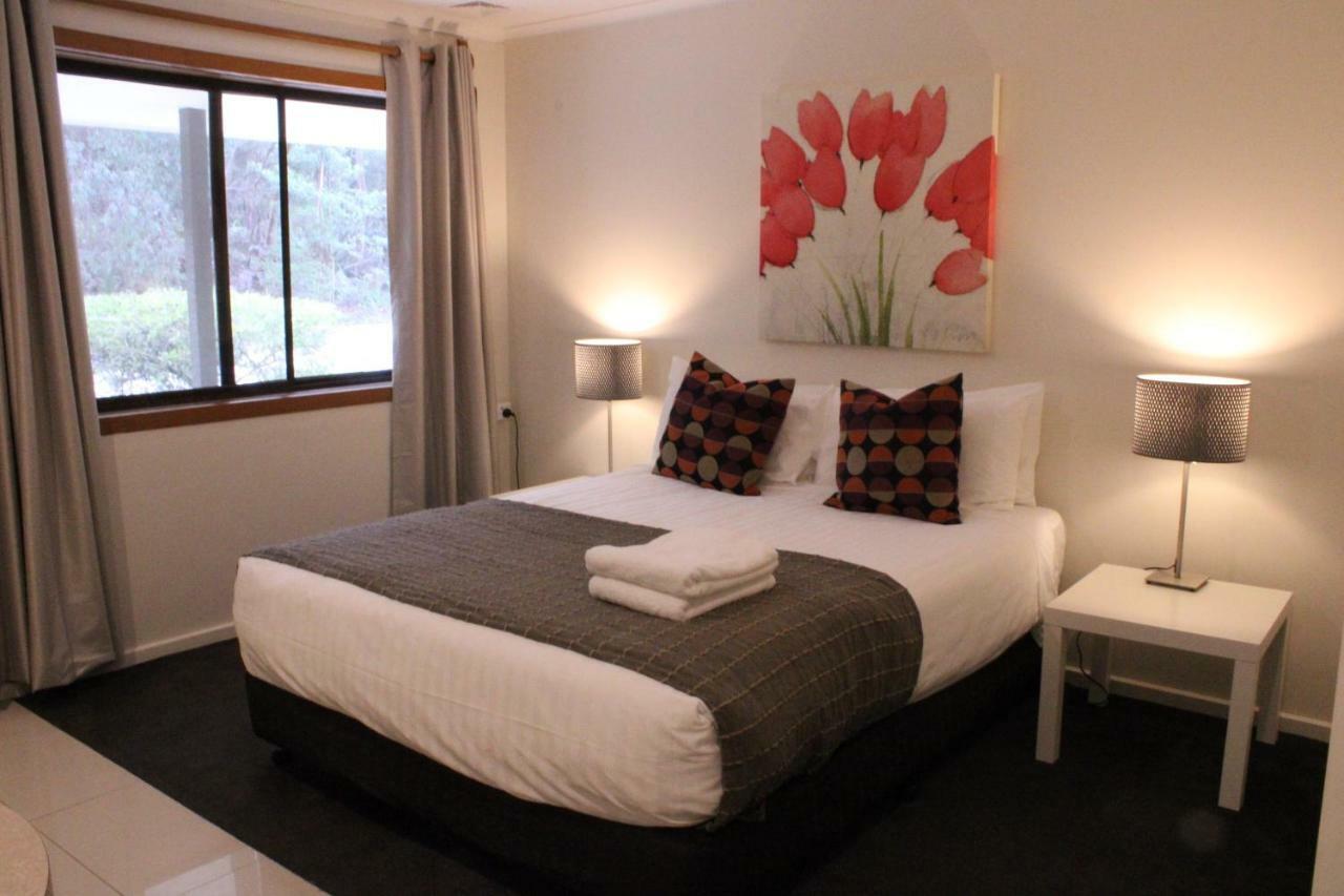 Prom Country Lodge Foster Esterno foto